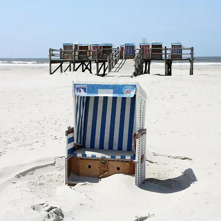In St Peter-ording Daire *